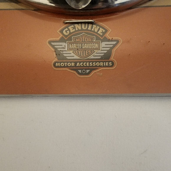 Harley-Davidson fuel door cover live to ride - Picture 2 of 6